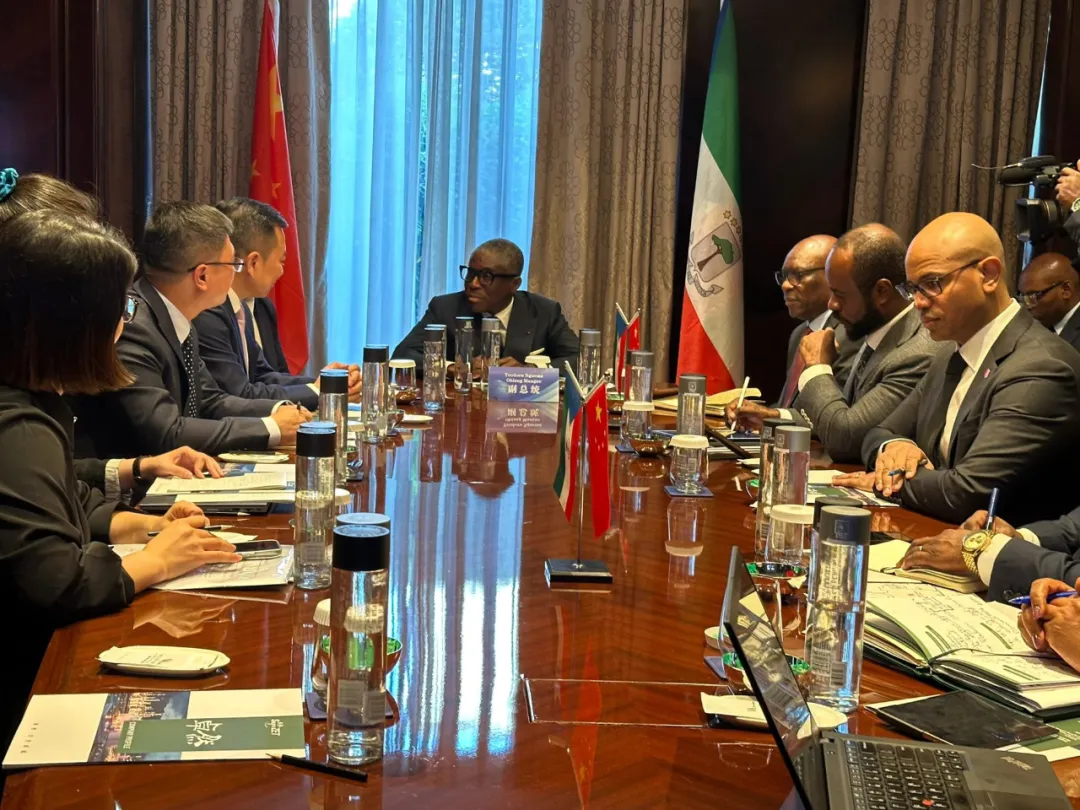 赤道几内亚共和国访华代表与bifa必发股份深入探讨产业协同发展 赤道几内亚共和国访华代表与bifa必发股份深入探讨产业协同发展