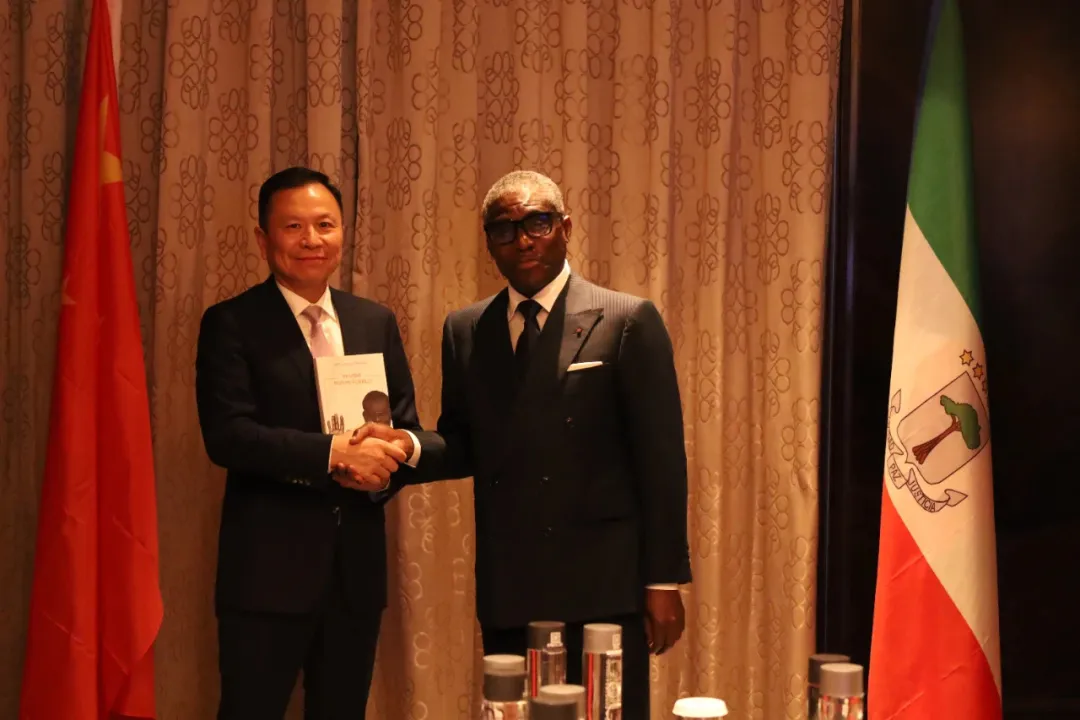 赤道几内亚共和国访华代表与bifa必发股份深入探讨产业协同发展 赤道几内亚共和国访华代表与bifa必发股份深入探讨产业协同发展